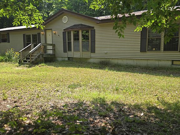 3rd image of 8494 Starvation Lake Rd NE