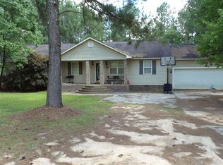 1420 Jones Rd, Sandersville, GA 31082