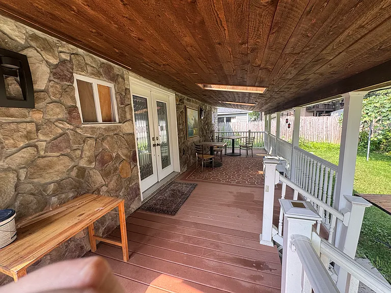 Walnut Ln — Photo 31