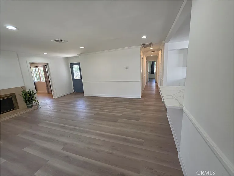 7422 Shoup Ave — Photo 15
