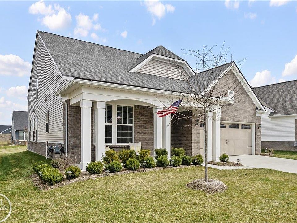 ■まい 4969 Mayer St, Canton, MI 48188 | Zillow