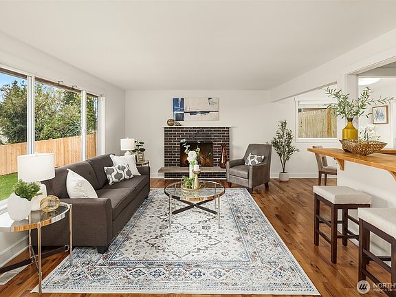5th image of 14011 98th Avenue NE