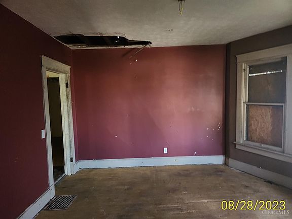 4th image of 2400 S Sutphin St