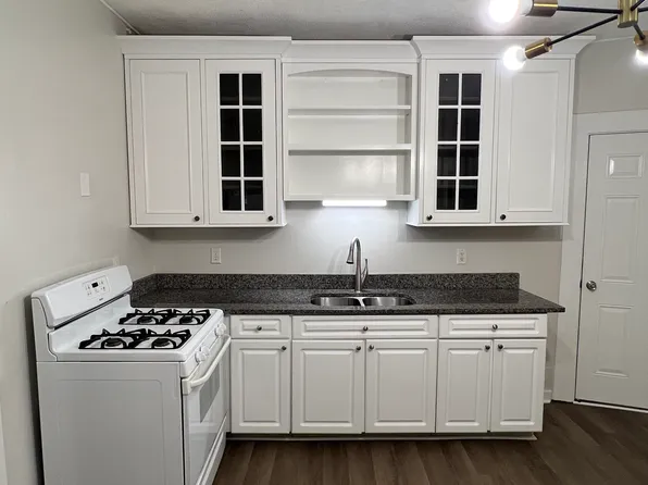 135 S 5th St #1, Easton, PA 18042