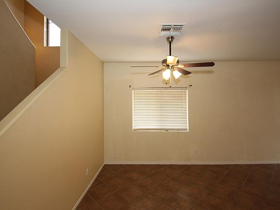 3rd image of 1463 E Avenida Grande