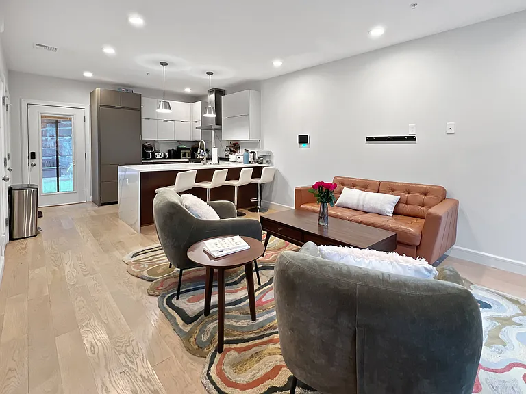 54-58 Robey St #56 — Photo 2