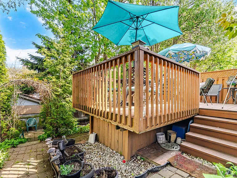 1926 Reiss Ct — Photo 41
