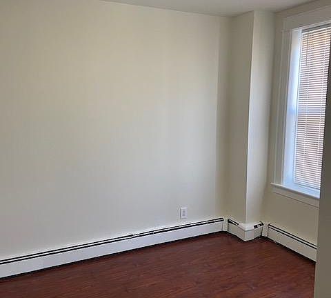 3rd image of 249 Beacon Ave #11