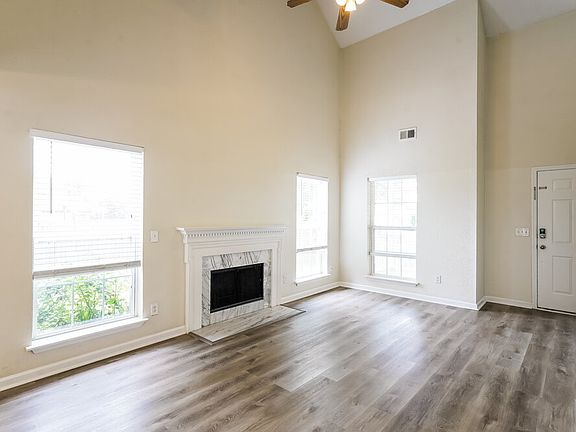 4th image of 608 Birchbrook Ct