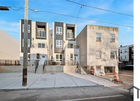 105 N 63rd St #5 — Photo 1