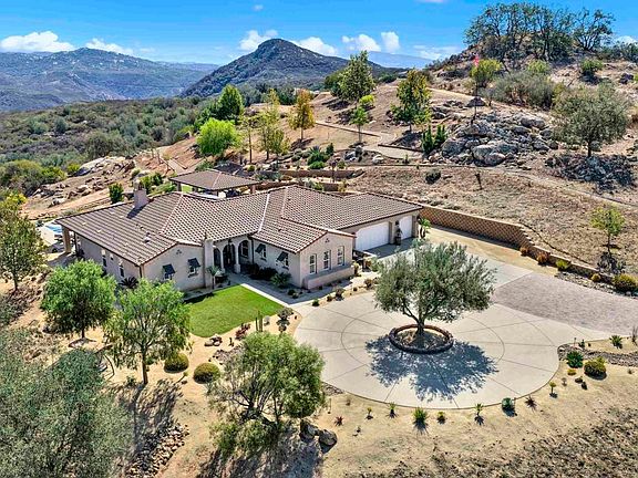4th image of 26751 Red Ironbark Dr