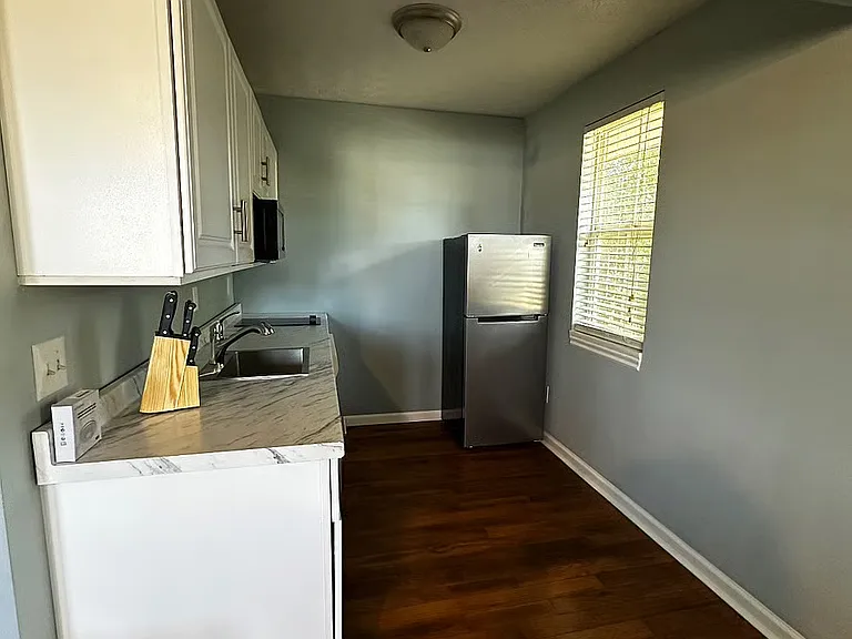 336 N Gray Ave #A — Photo 9