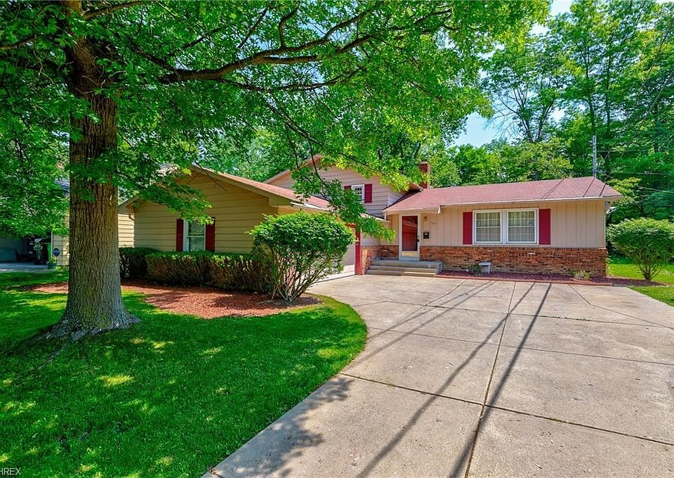 1st image of 1117 Hillrock Dr