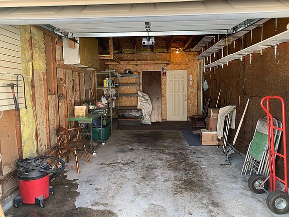 4th image of 503 3rd Ave SE