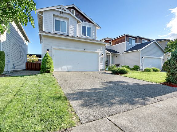 3rd image of 9826 187th Street Ct E