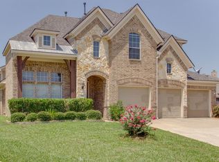 704 Irwin Dr, Mansfield, TX 76063