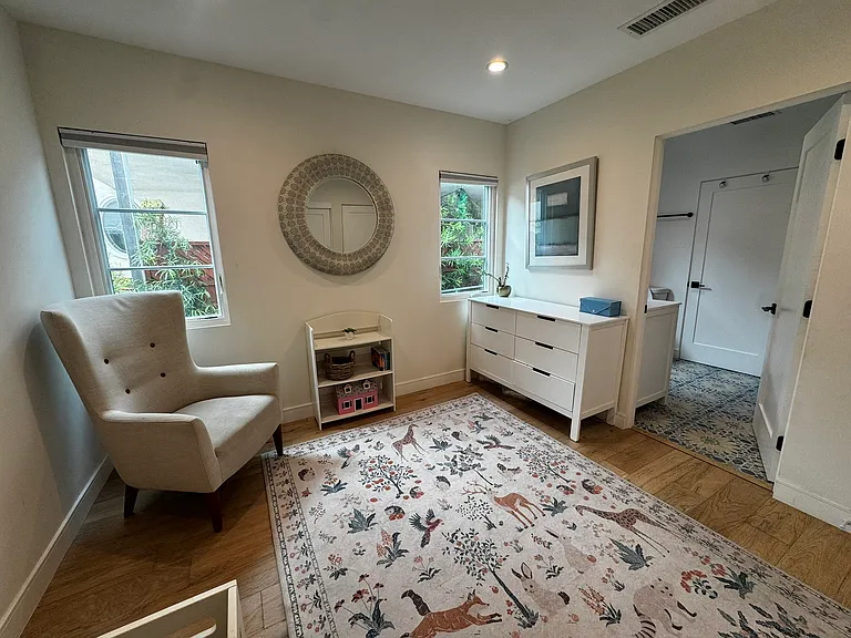 241 Ruth Ave — Photo 35