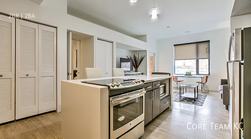 Two bed in Brookside! — Photo 4