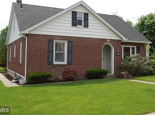 438 Ohio Ave, Chambersburg, PA 17201