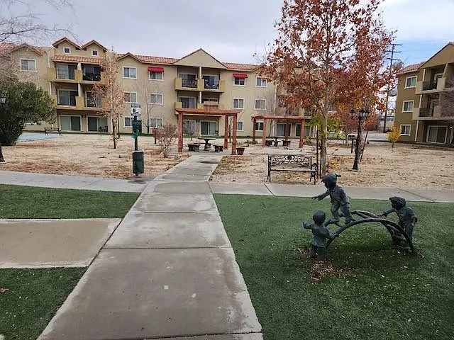 Arbor Grove — Photo 1