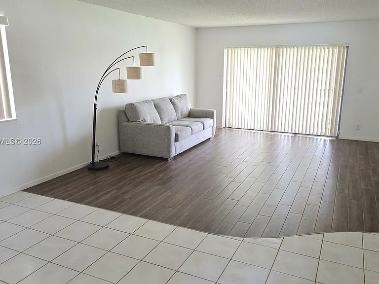 357 Lakeview Dr #1 — Photo 16