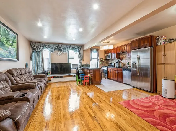 83-20 141st St APT 6E, Queens, NY 11435