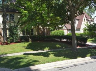 2222 Tipperary Rd, Kalamazoo, MI 49008