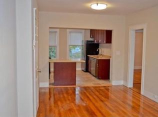 14 Glenside Ave #2, Jamaica Plain, MA 02130
