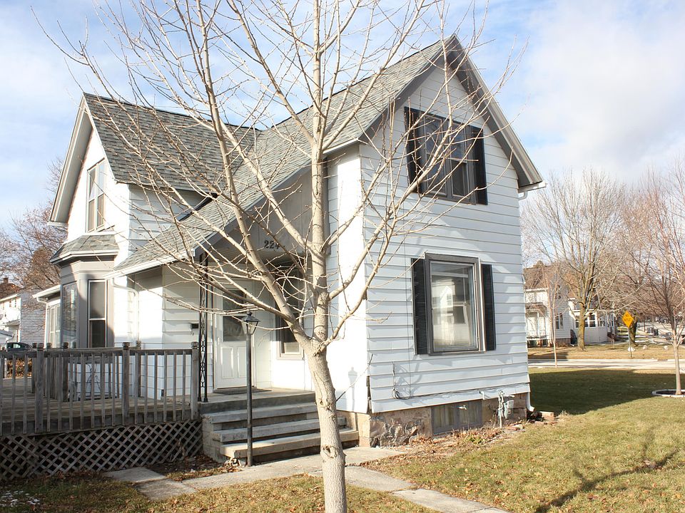 1st image of 224 North St