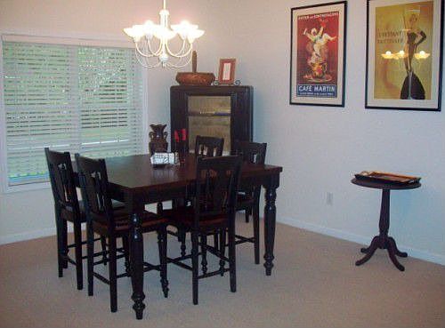 4th image of 9 Woodville Cir