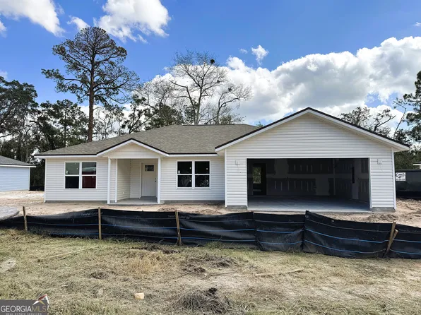 409 Old Mill Dr, Kingsland, GA 31558