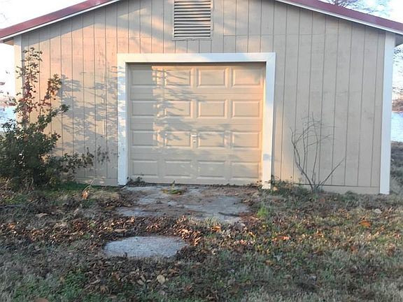 4th image of 4811 E Highway 82