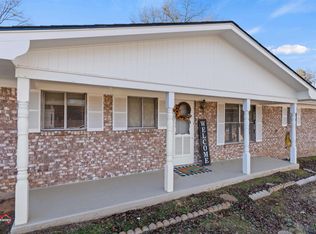 301 S Ash St, White Oak, TX 75693