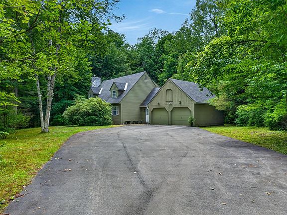 2nd image of 574 Hitzel Terrace