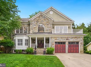 8610 Hartsdale Ave, Bethesda, MD 20817
