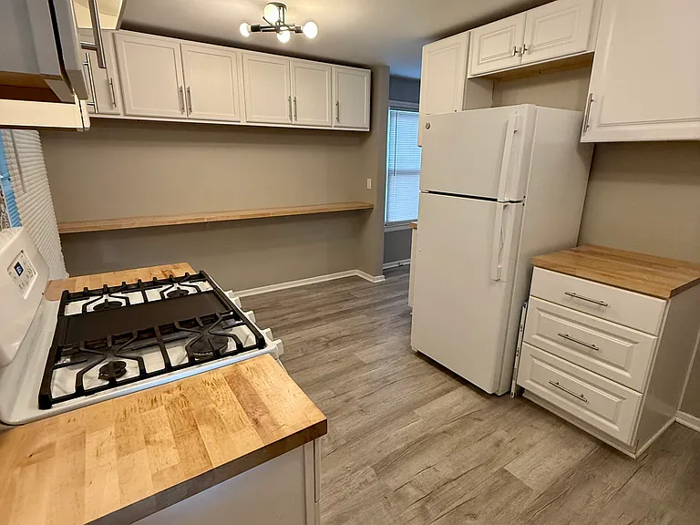 14014 Gramatan Ave — Photo 4
