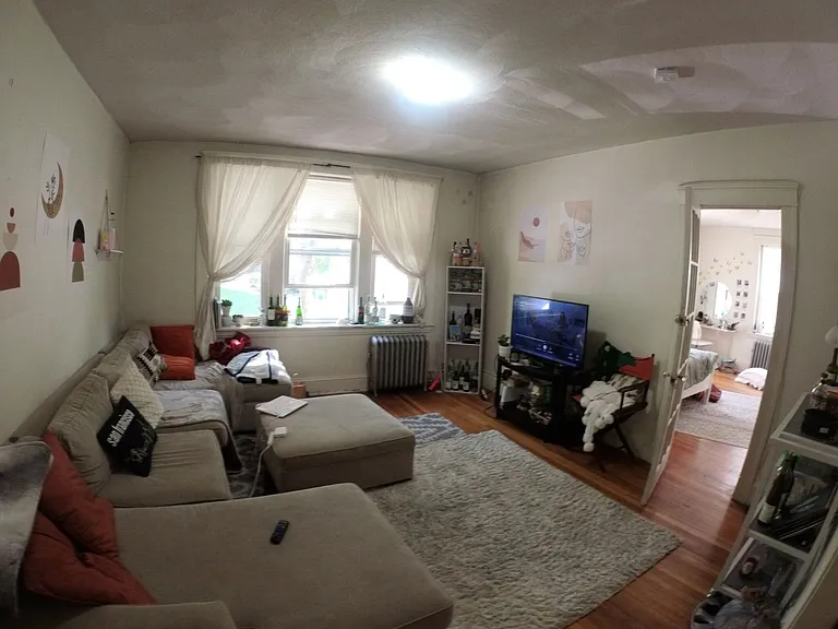 241 Freeman St #1E — Photo 18