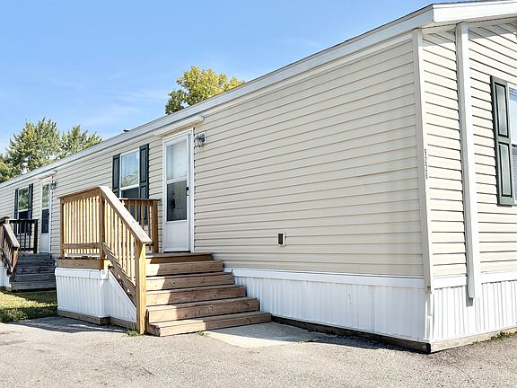 5th image of 9226 Warrington Dr