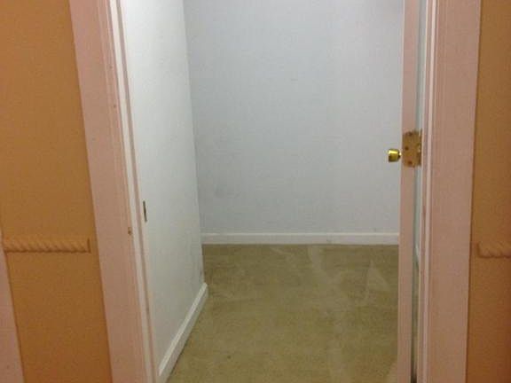 5th image of 164 W Wall St #A3