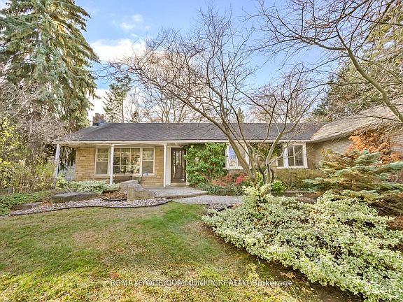 4th image of 23 Denham Dr