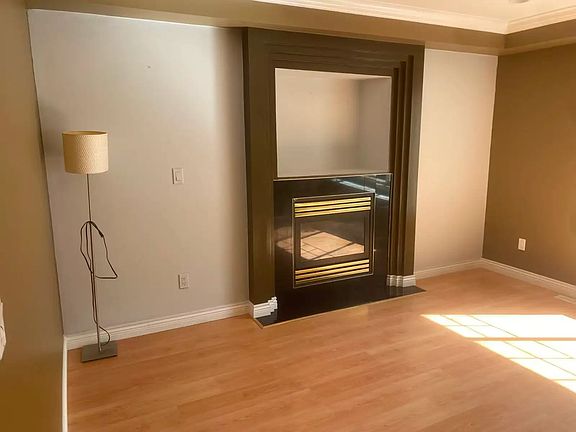 3rd image of 2048 Parkway Blvd #45