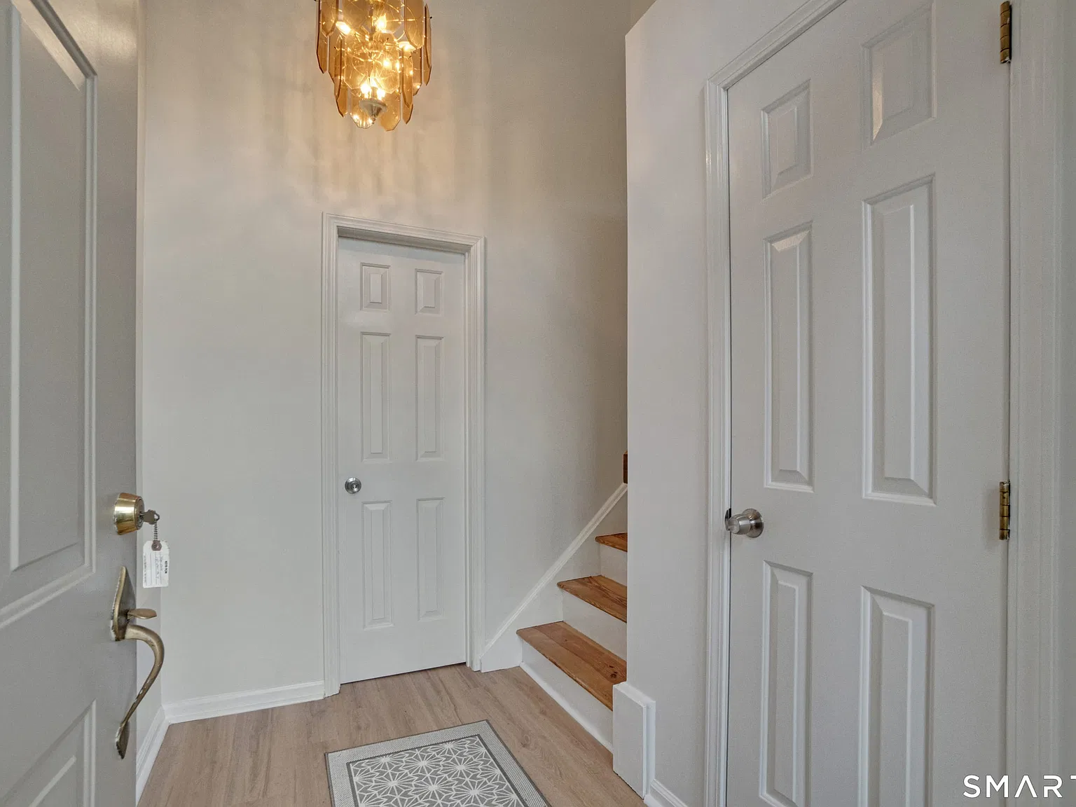 2 bed, 2.5 bath, 1468 sqft, $3,200 — Photo 2