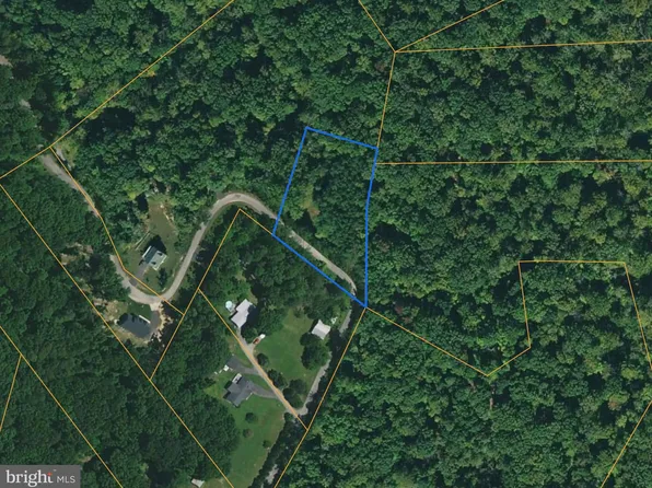 Murphy Ln, Mechanicsville, MD 20659