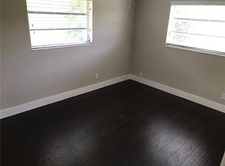 612 N Highland Dr, Hollywood, FL 33021