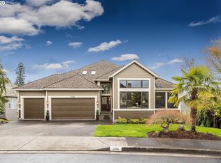 2366 Falcon Dr, West Linn, OR