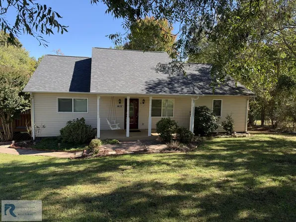 1402 Mount Cross Rd, Danville, VA 24540