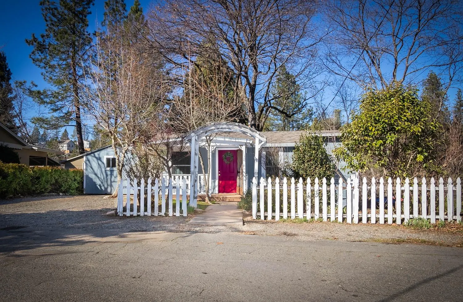 2873 Willow St photo 1