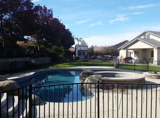 13001 Ridgeway Meadows Dr, Bakersfield, CA 93314