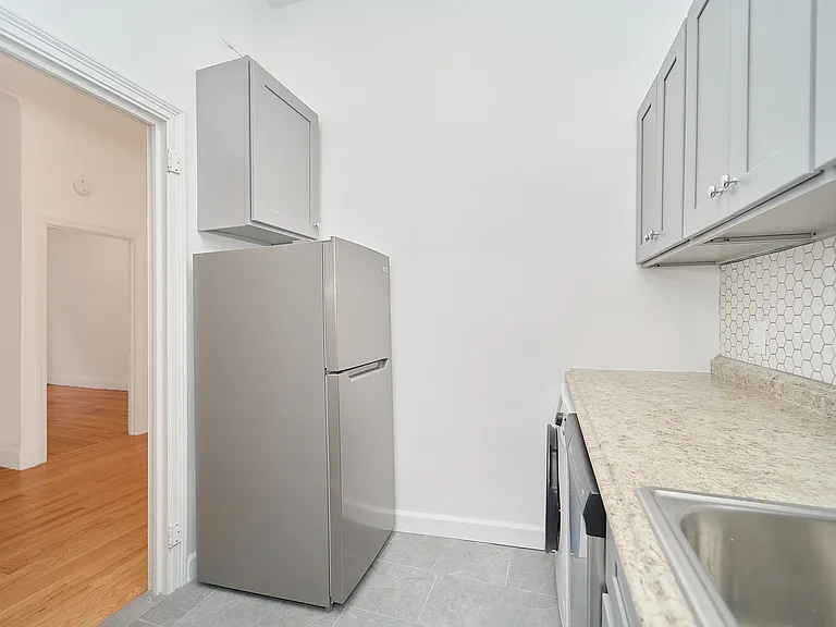 118 E 91st St #1C — Photo 7