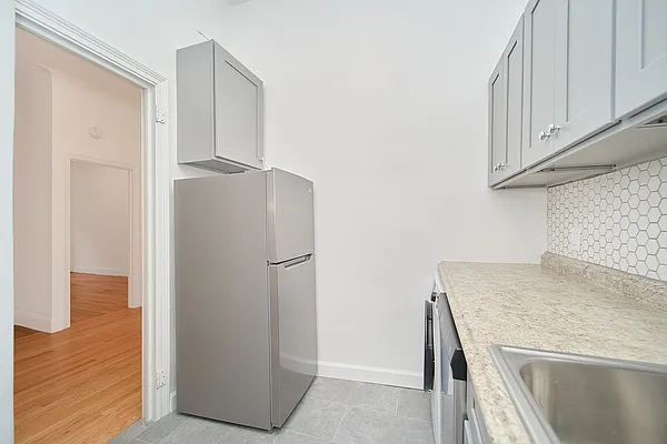 Rented by Living New York | media 12